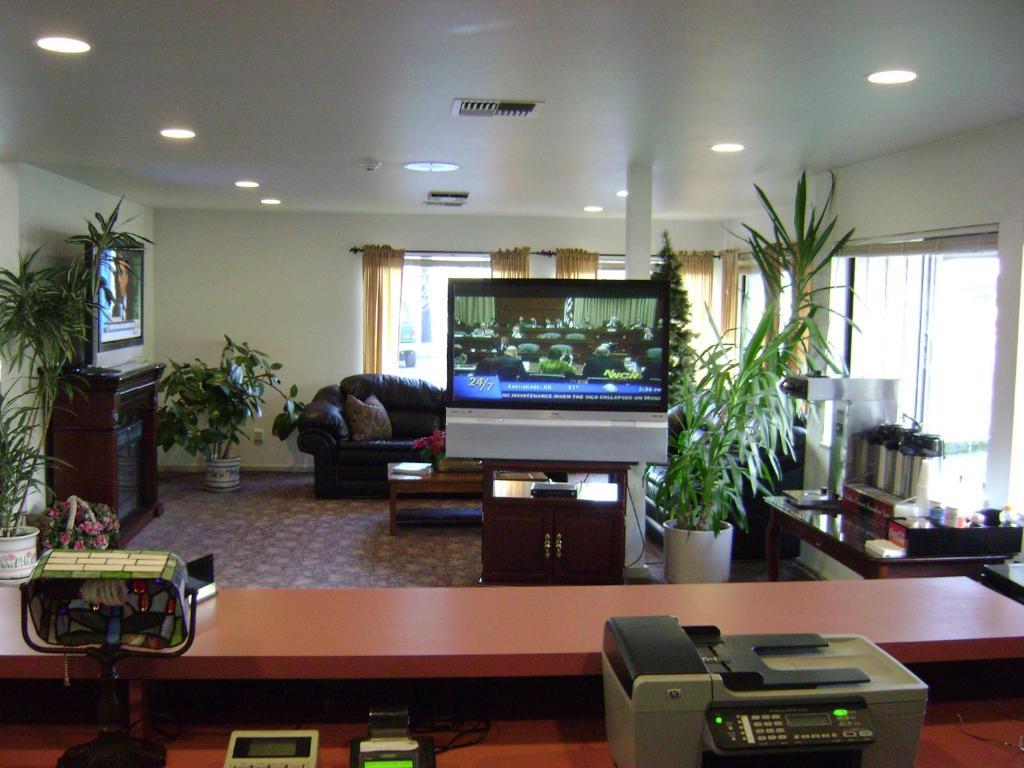 נורת' בנד Edgewick Inn מראה חיצוני תמונה